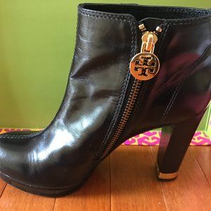 Tory Burch Black Leigh - Shiny Madras Boots/Booties – Size 71/2